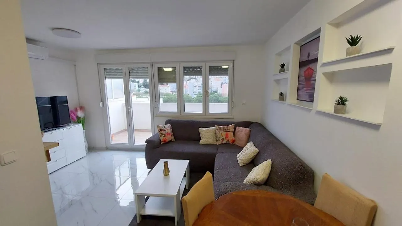 Iva Apartment Split